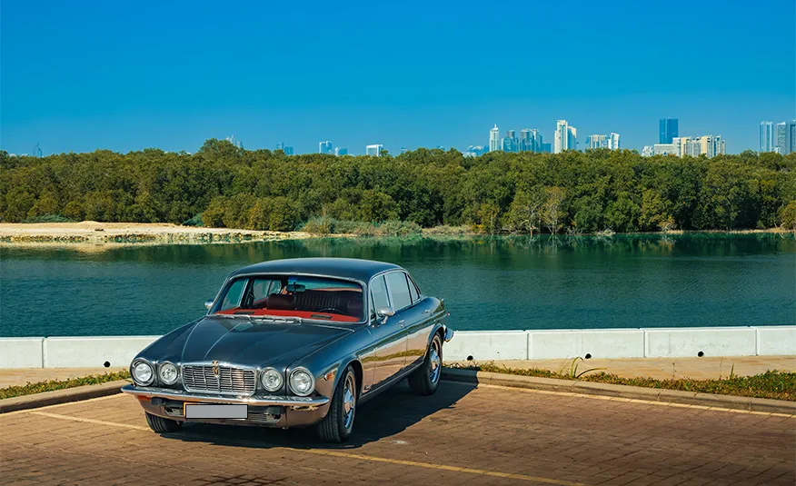 Classic Jaguar XJ-8