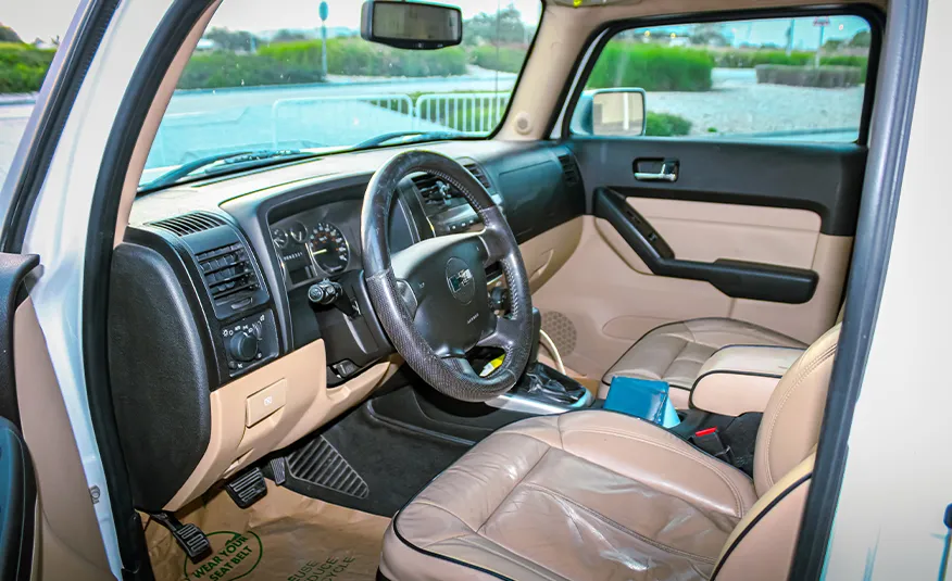 Hummer H3 T (Truck)