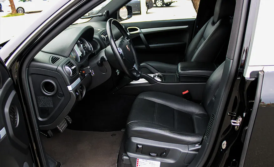 Porsche Cayenne S Black